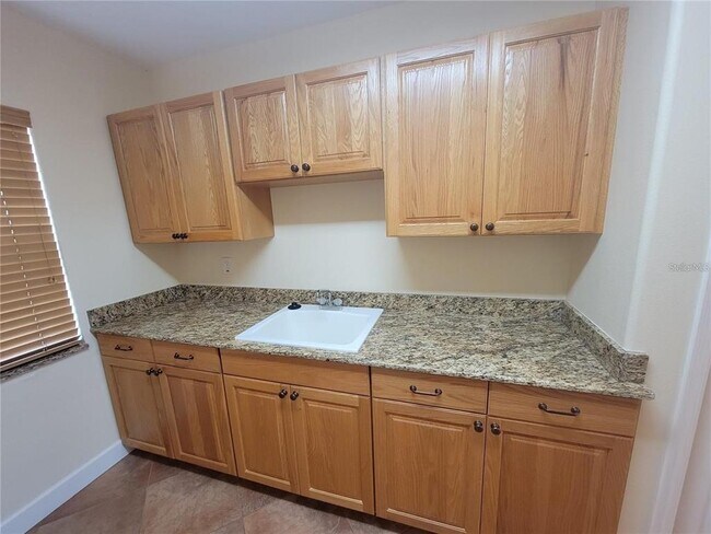 Building Photo - 10209 Thurston Groves Blvd