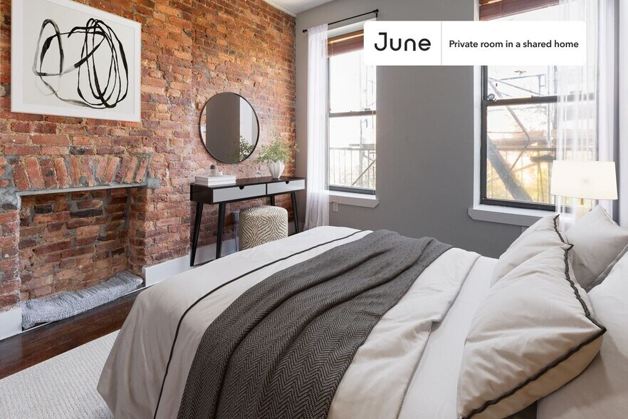Primary Photo - Private bedroom in 4 bed/2 bath Home