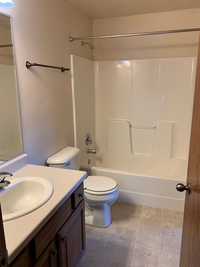 Building Photo - 7514 S Peregrine Pl