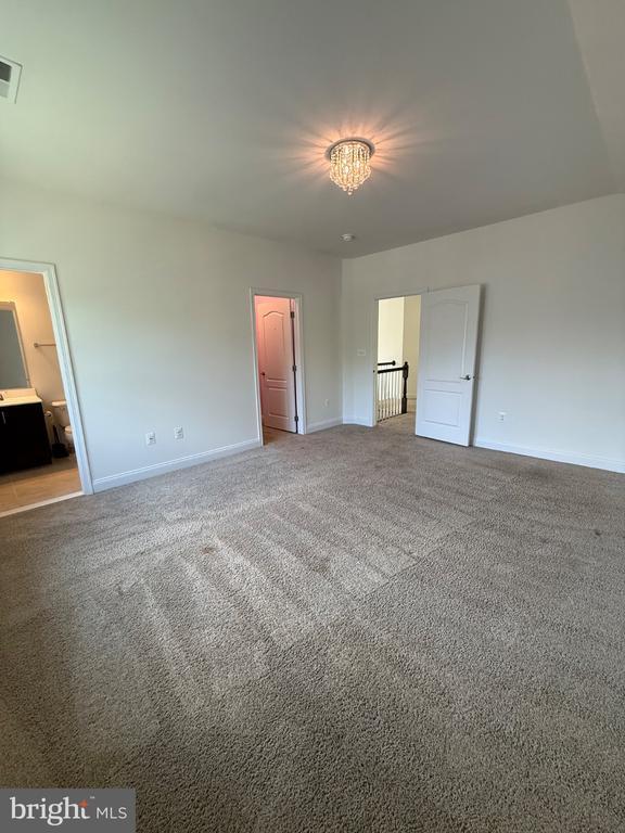 Building Photo - 11621 Pine Hollow Ln