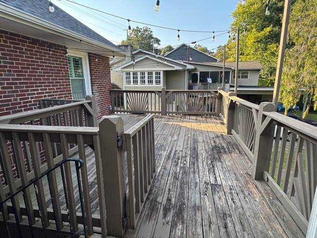 Building Photo - 5408 Villa Rd