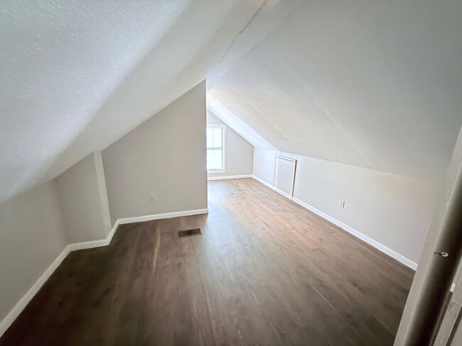 Building Photo - 15 CR 302