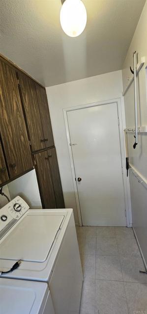 Building Photo - 1527 Temple Heights Dr