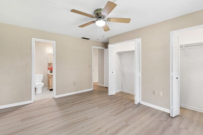 Building Photo - 2 bed 2 baths condo in Wildwood