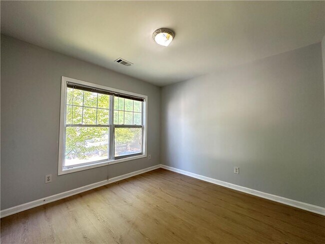 Building Photo - 2468 Worrall Hill Way
