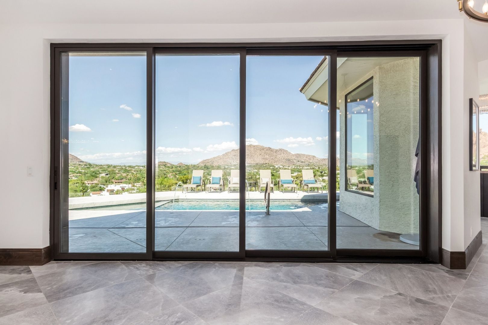 Building Photo - 5655 Camelback Canyon Dr
