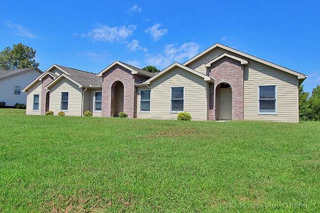 Primary Photo - 2 Bedroom Triplex in Cape