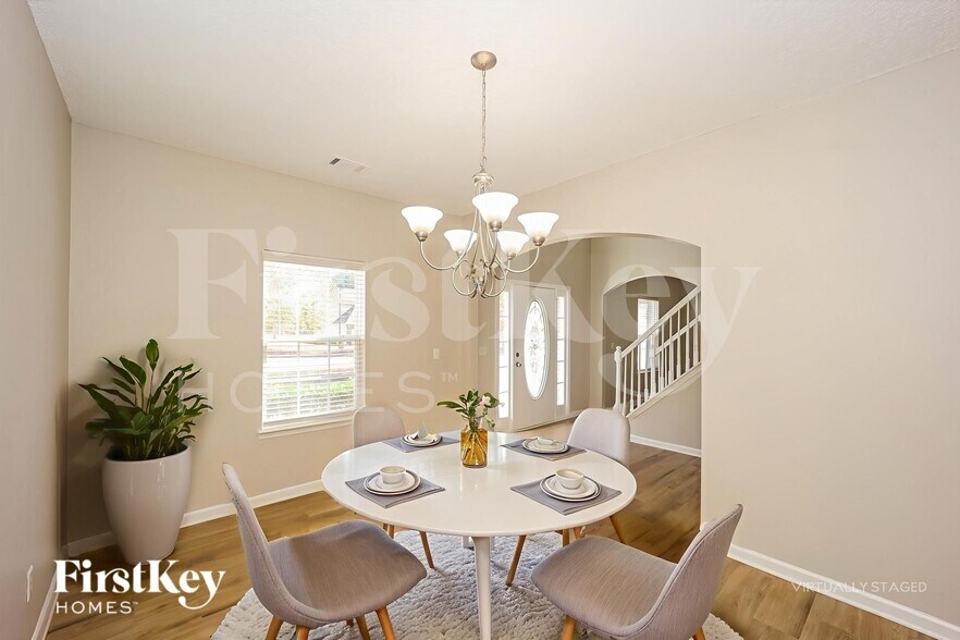 Building Photo - 528 Gristmill Ln