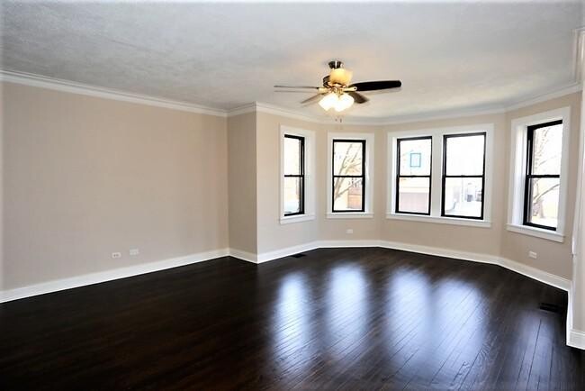 Primary Photo - 2 bedroom in Chicago IL 60625