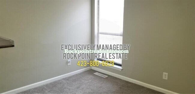 Building Photo - Great Townhome in Hixson!