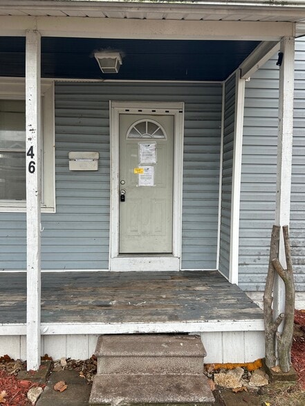 Building Photo - 46 Eckhard Ave