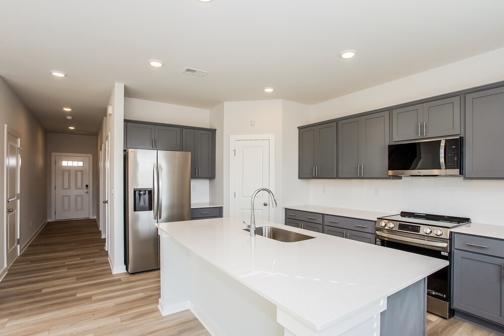 Building Photo - 605 Mountain Vw Dr