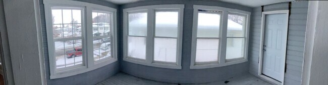 Building Photo - Jefferson222