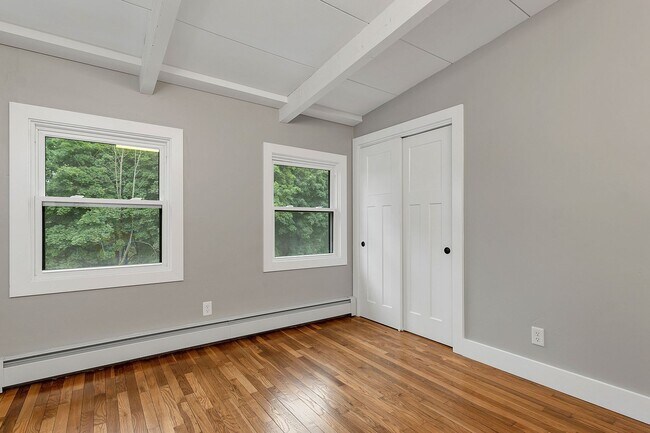 Building Photo - 175 Pleasant St