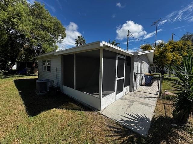 Building Photo - 6421 Kelso Dr
