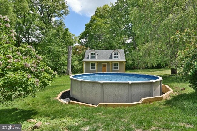 Building Photo - 966 Paige Ct