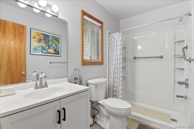 Building Photo - 1 Branch St