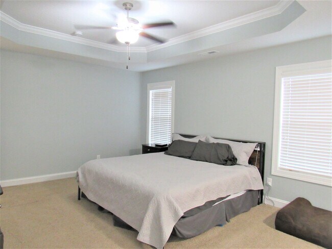 Building Photo - 4 Bedroom 2.5 Bath Onslow Bay