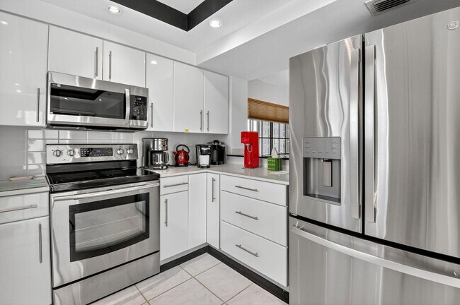 Building Photo - 15718 Loch Maree Ln