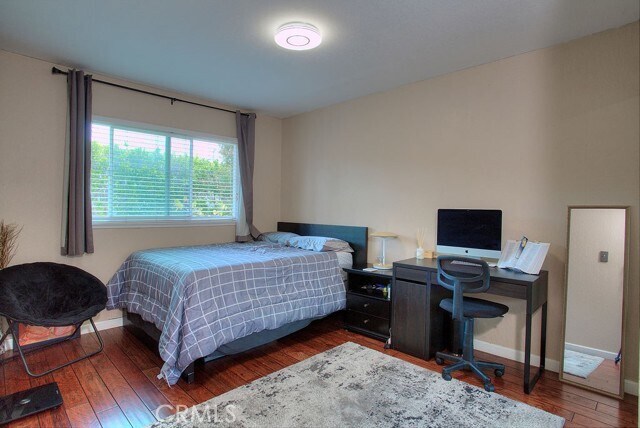 Building Photo - 15412 Lorraine Way