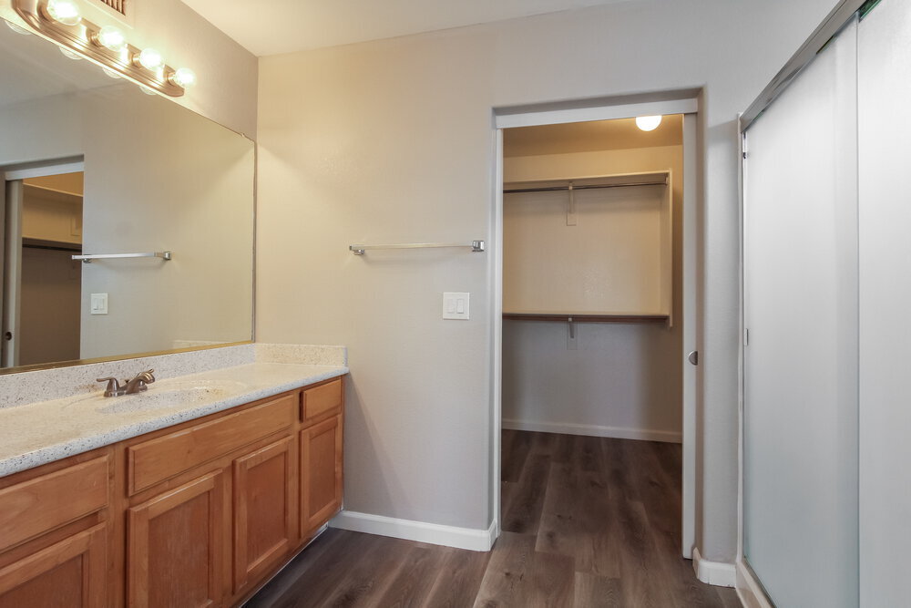 Building Photo - 2609 N 128th Dr