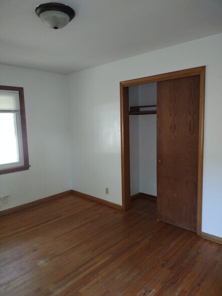 Upstairs bedroom - 7207 Lyndale Ave S