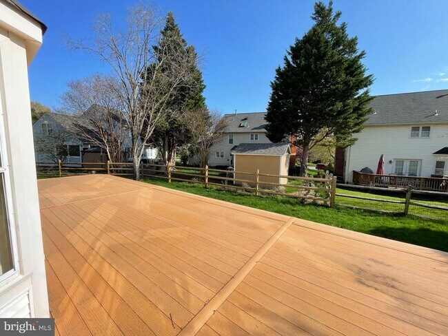 Building Photo - 9440 Flowerden Ln