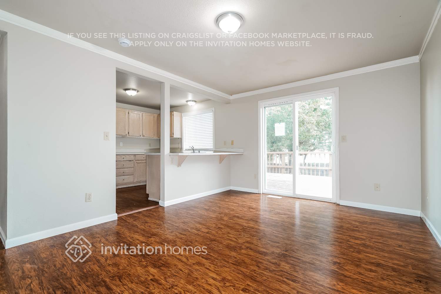 Building Photo - 25107 23rd Ct S