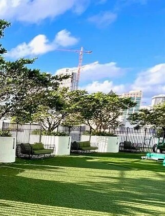 Building Photo - 90 SW 3rd St