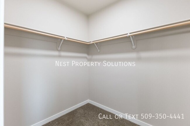 Building Photo - 514 S Dorsing-