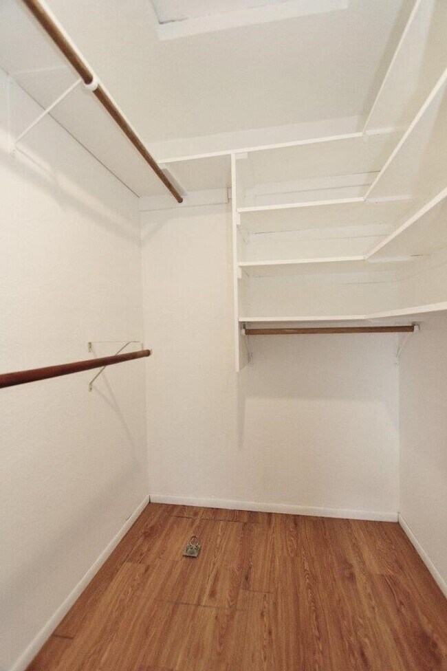 Building Photo - Fantastic Private Oasis in South East Bois...