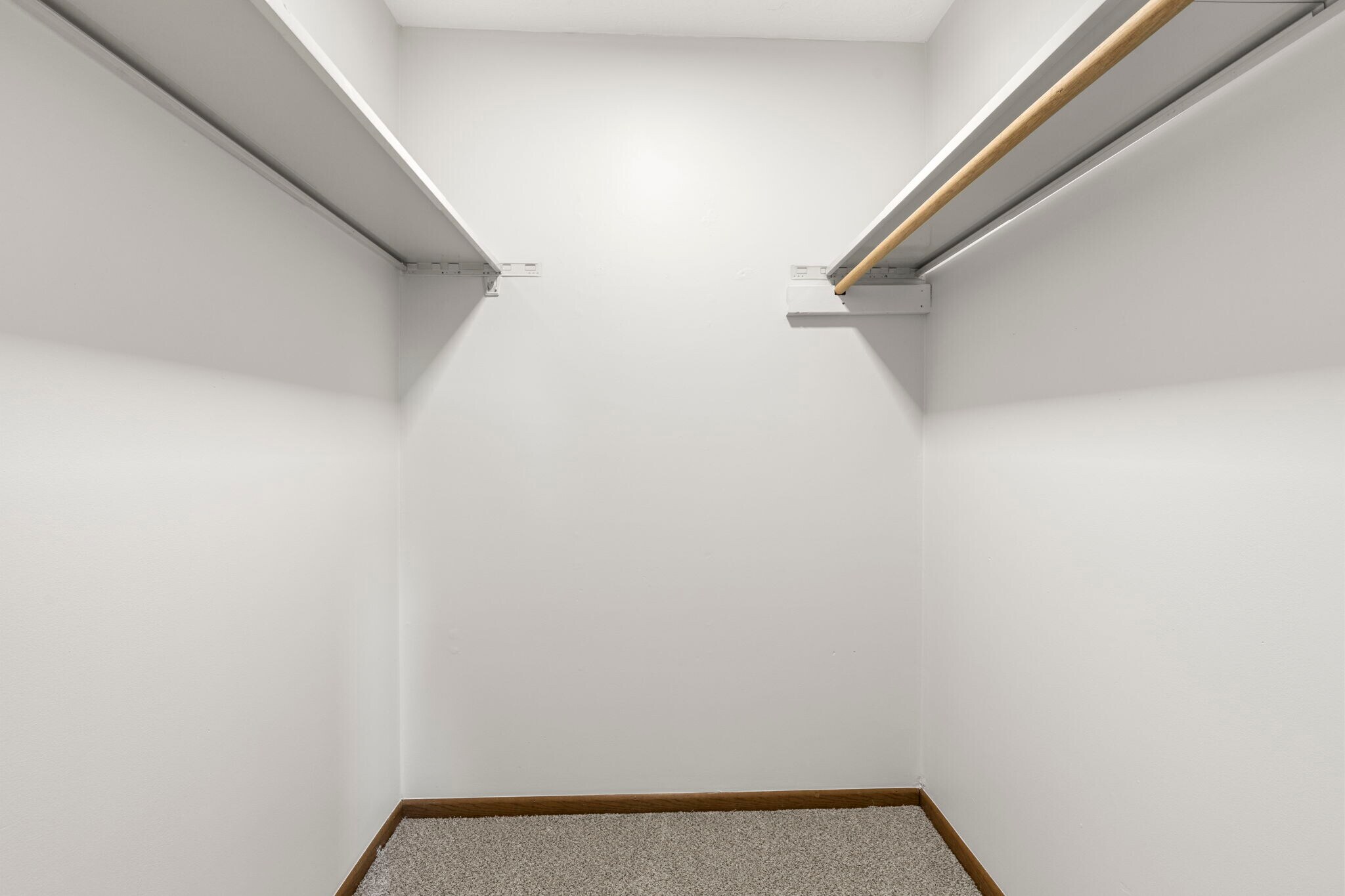 Building Photo - 1800 Weather Stone Ln