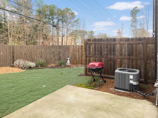 Building Photo - 5108 Fox Den Rd