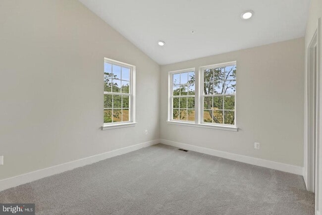 Building Photo - 2357 Spruce Knob Ter