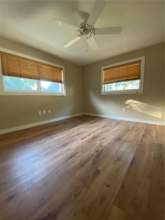 Building Photo - 1738 Santa Anna Dr