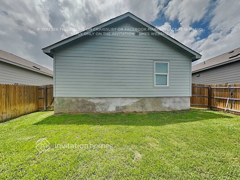 Building Photo - 5710 Verracio Ct