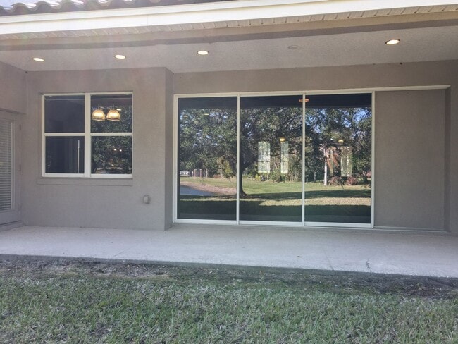 Building Photo - Gated, Lake Nona Luxury