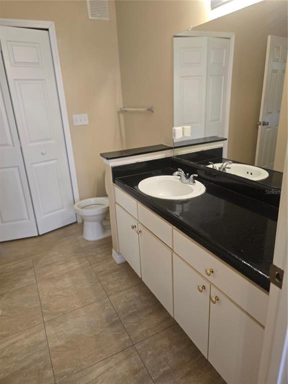 Building Photo - 9228 Lake Chase Island Way