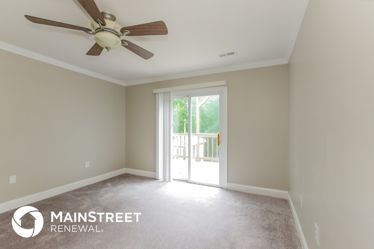 Building Photo - 13701 Dealtry Ln