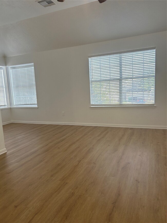 Building Photo - 7842 Winding Creek View