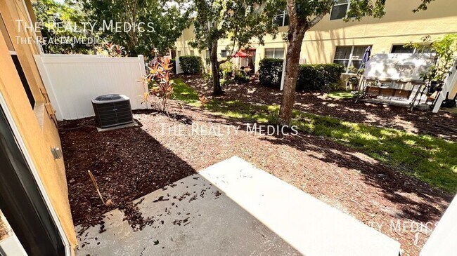 Building Photo - 308 Golden Dewdrop Way