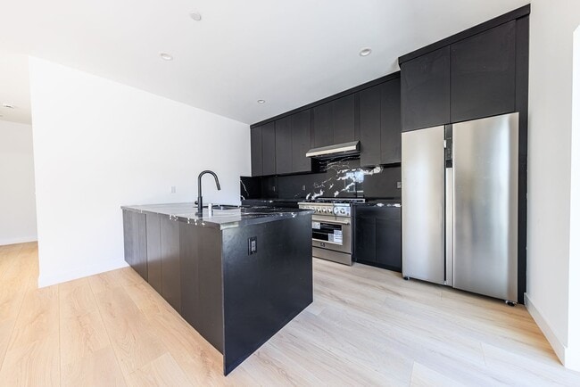 Building Photo - 1954 Purdue Ave