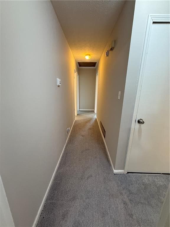 Building Photo - 3155 Oak Dr