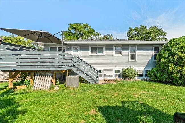 Building Photo - 313 Falconridge Way