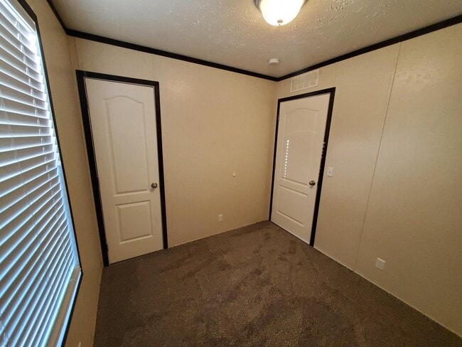 Building Photo - 12 Mockingbird Hill Dr