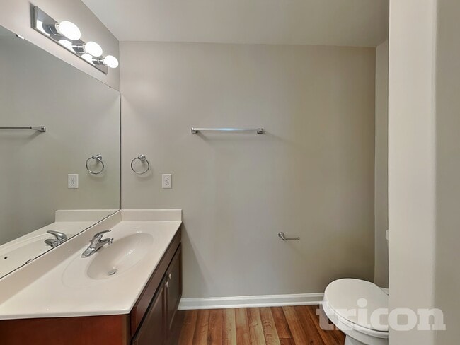 Building Photo - 151 Autumn Woods Dr