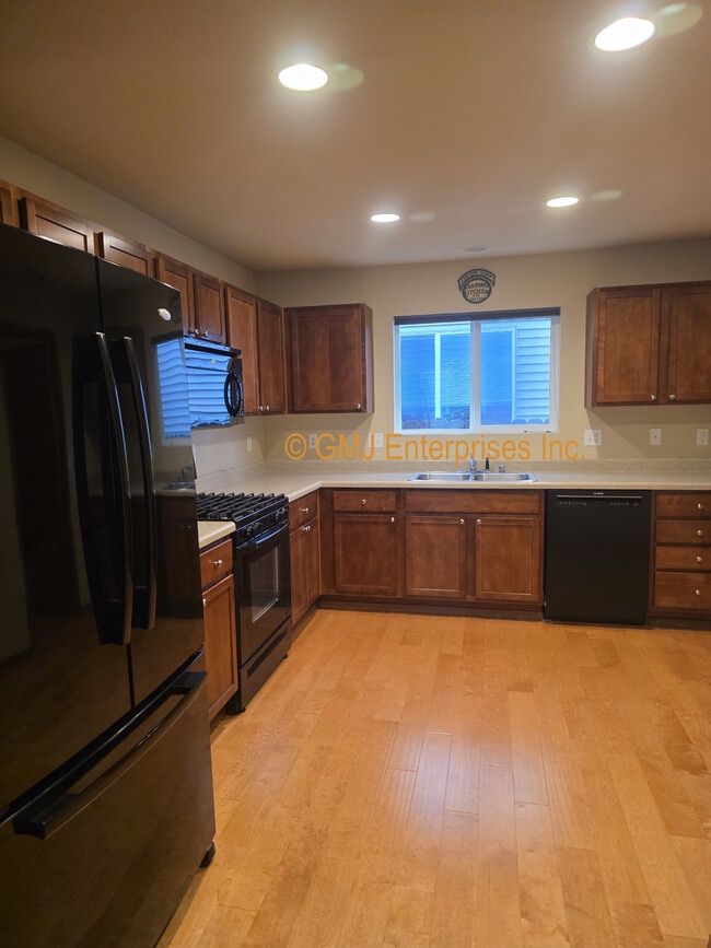 Building Photo - 9912 198th Ave Ct E