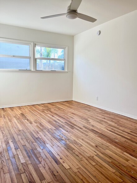 Building Photo - 2129 Ocean Ave