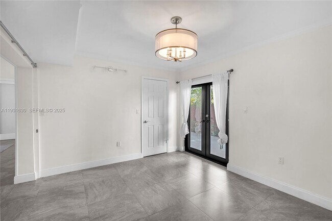 Building Photo - 3265 Virginia St