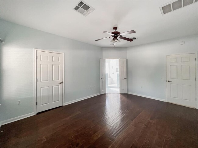 Building Photo - 3917 Bronco Bend Loop